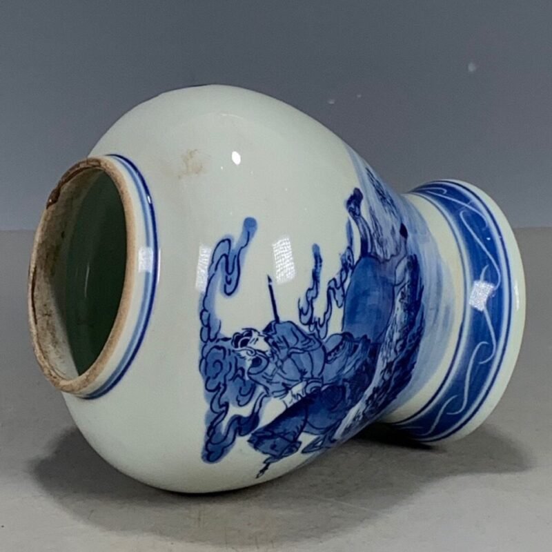 Blue and White Porcelain Ginger Jar Hand Painted Warrior Horse Scene Lidded Canister (2)