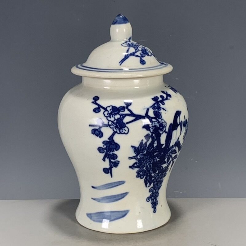 Blue and White Porcelain Ginger Jar with Bird & Plum Blossom Motif (3)