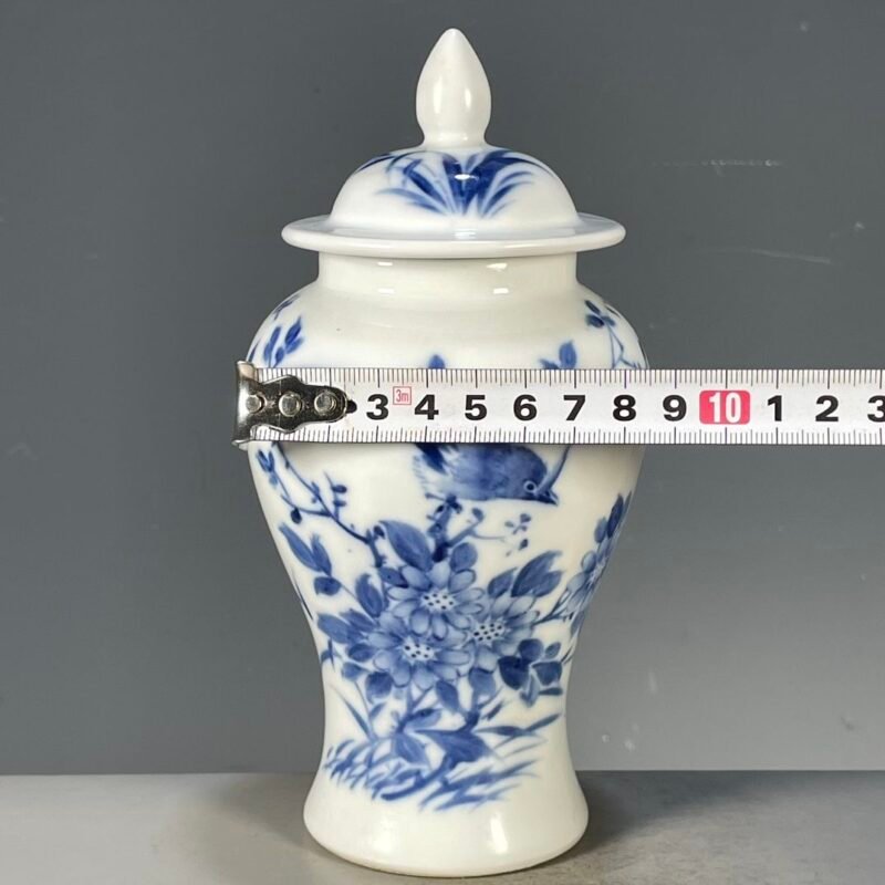 Blue and White Porcelain Ginger Jar with Lid 7.3 Chinoiserie Bird & Flower Motif (5)