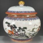 Chinoiserie Ginger Jar with Lid 7.1 (18cm) Horse & Pine Porcelain Temple Jar (6)