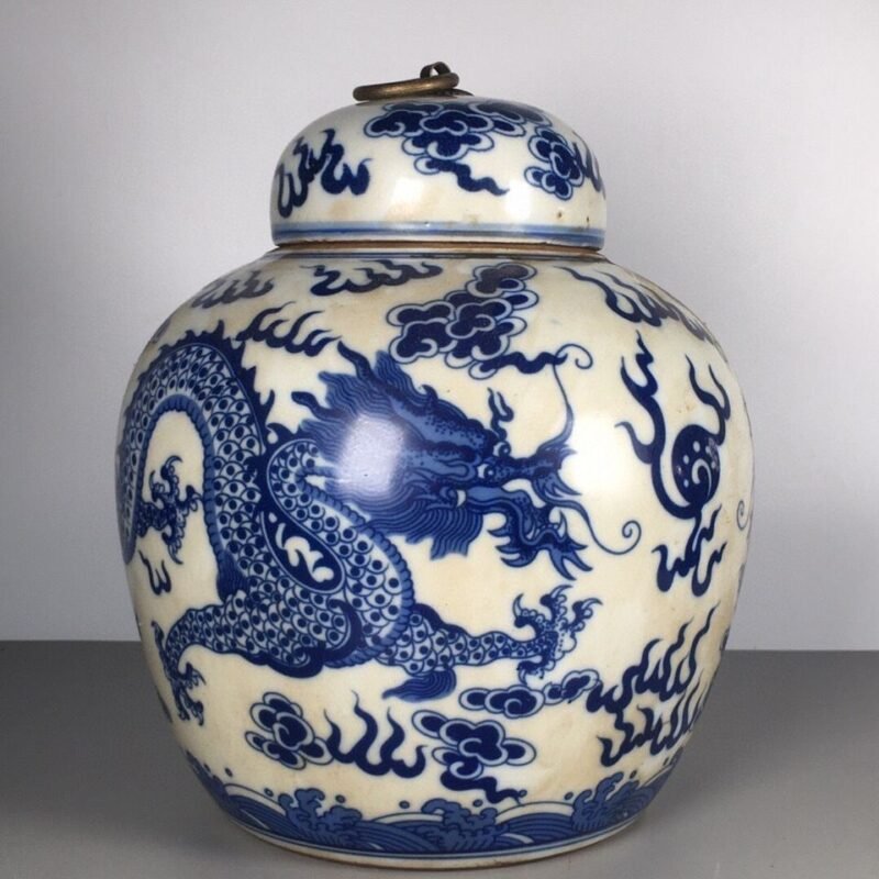 Classic Blue & White Porcelain Dragon Ginger Jar with Lid (3) Classic Blue & White Porcelain Dragon Ginger Jar with Lid (3)