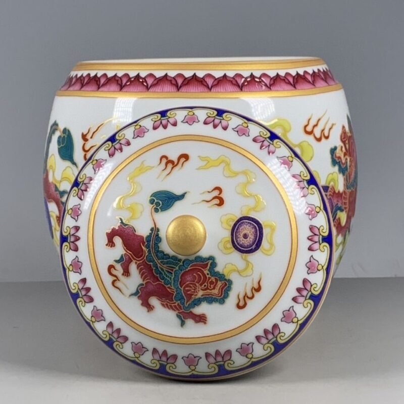 Colorful Enamel Lion Chinoiserie Ginger Jar, Lidded Porcelain Storage Jar (6)
