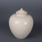 Cream White Plain Porcelain Ginger Jar with Lid (1)