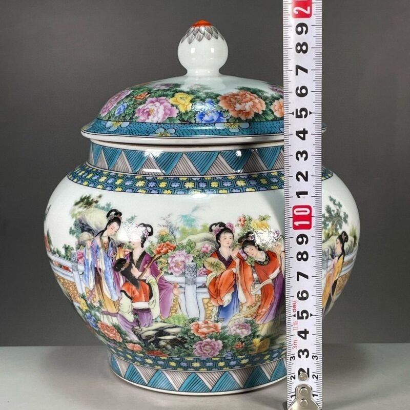 Elegant Chinoiserie Ginger Jar with Lid 8 Oriental Ladies & Floral Porcelain Vase (5)