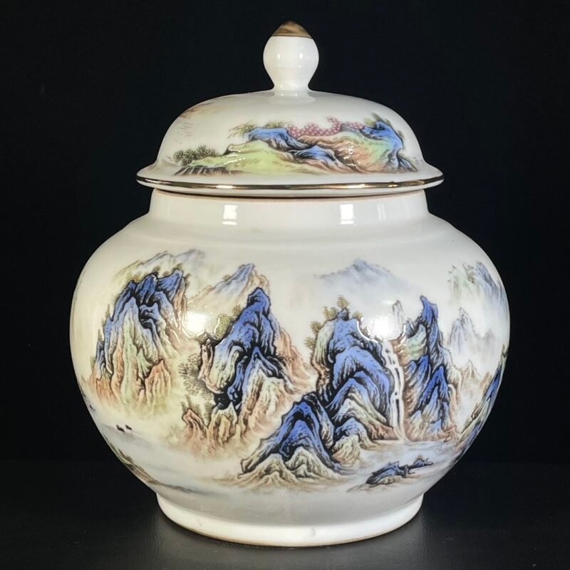 Famille Rose Porcelain Landscape Ginger Jar with Lid (2) Famille Rose Porcelain Landscape Ginger Jar with Lid (2)