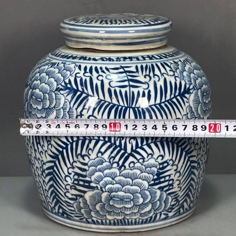 Floral Blue and White Chinoiserie Ginger Jar (1)