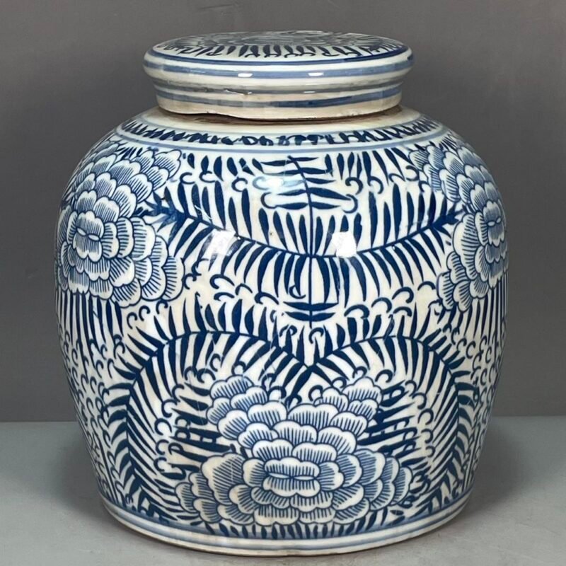 Floral Blue and White Chinoiserie Ginger Jar (2)