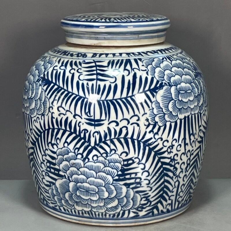 Floral Blue and White Chinoiserie Ginger Jar (5)