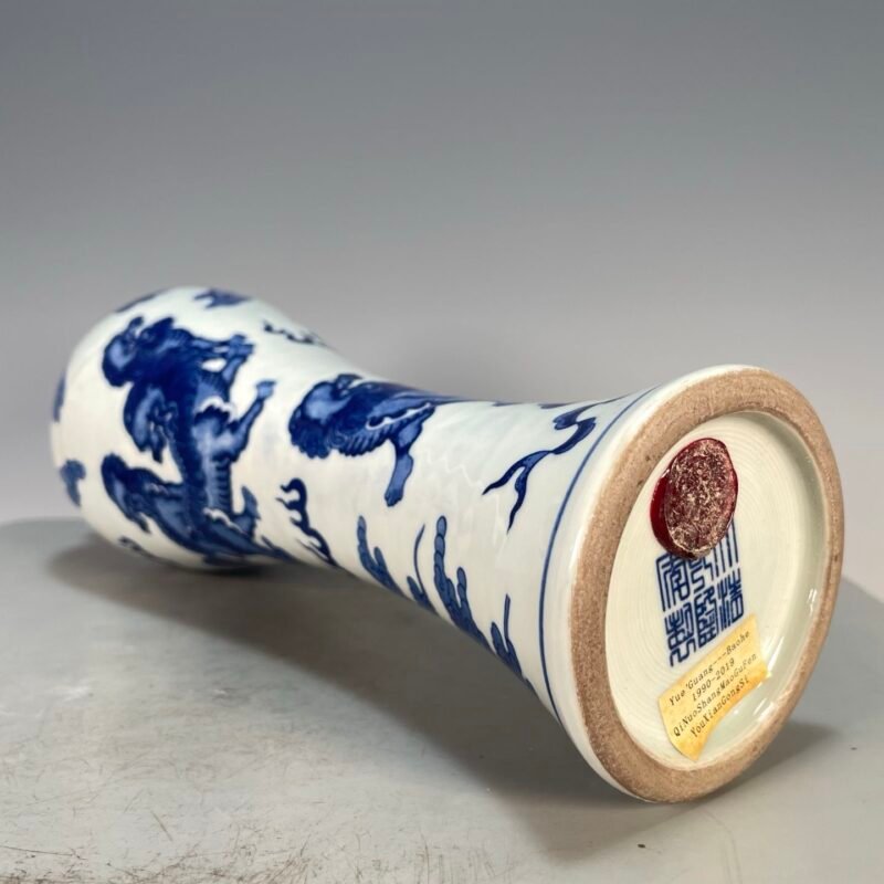 Hand Painted Blue and White Porcelain Tall Ginger Jar with Lid (6)