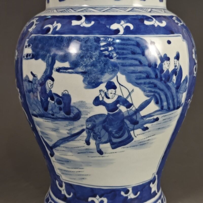 Large Blue & White Ginger Jar Chinese Figural Story Porcelain Temple Jar (4)