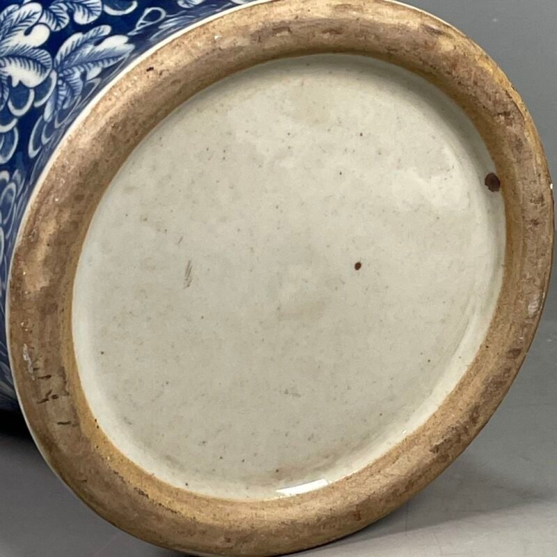 Large Blue and White Ginger Jar with Double Happiness Motif (8)