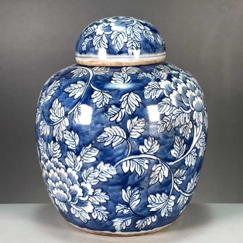 Navy Blue and White Porcelain Ginger Jar with Lid (7) Navy Blue and White Porcelain Ginger Jar with Lid (7)