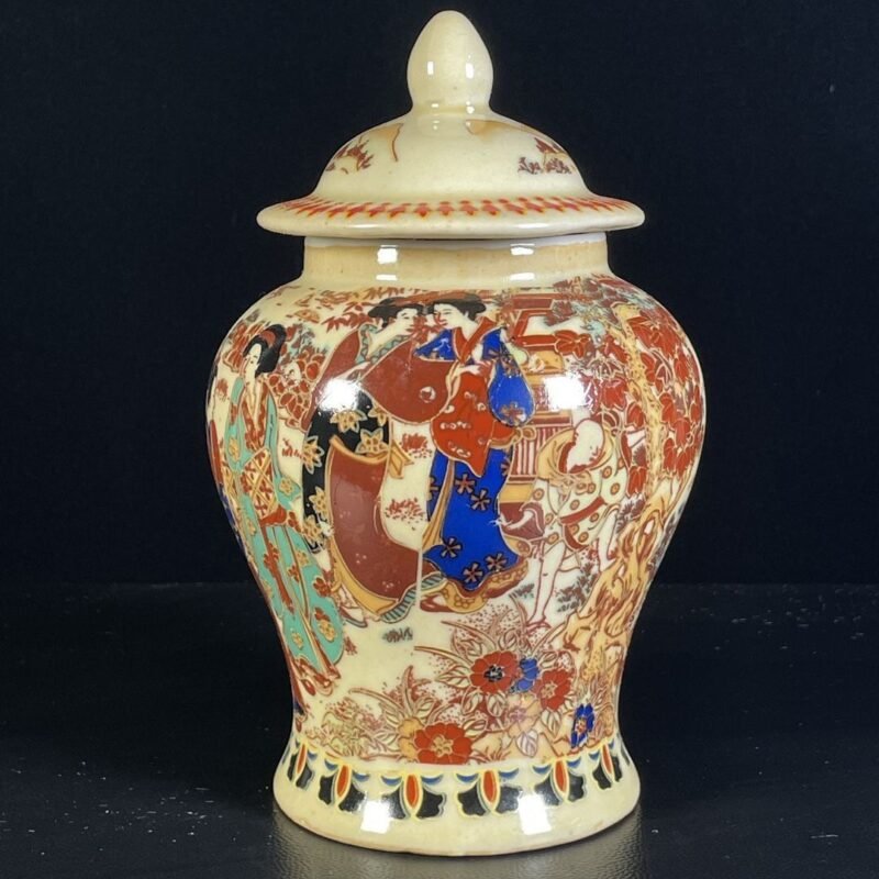 Satsuma Porcelain Ginger Jar with Geisha & Figural Motif (6)