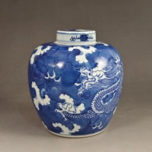 Small Blue and White Porcelain Jar with Lid – Reverse Dragon & Cloud Motif (4)
