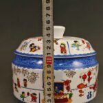 Traditional Festival Ginger Jar with Lid (1)