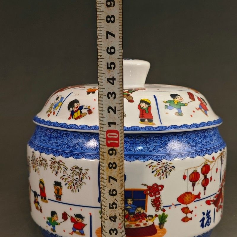 Traditional Festival Ginger Jar with Lid (1)