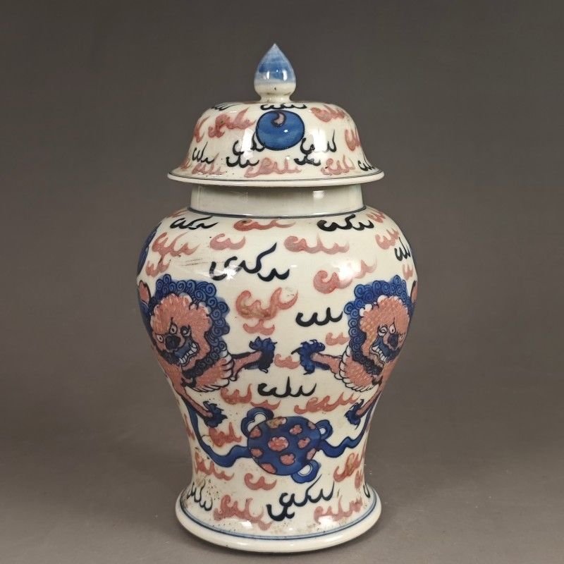 Underglaze Red Ginger Jar with Lid – Foo Dog Lion Playing with Ball Temple Jar (1)