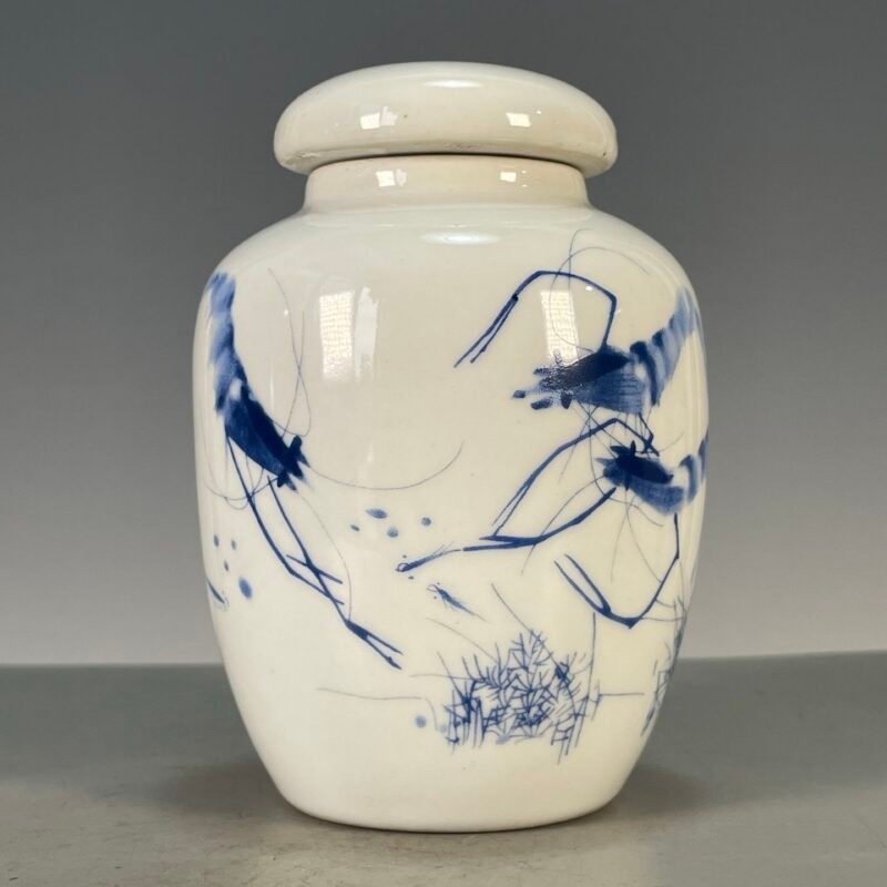 Hand Painted Blue & White Ceramic Ginger Jar with Lid, Small Chinoiserie Vase for Home Decor (2)