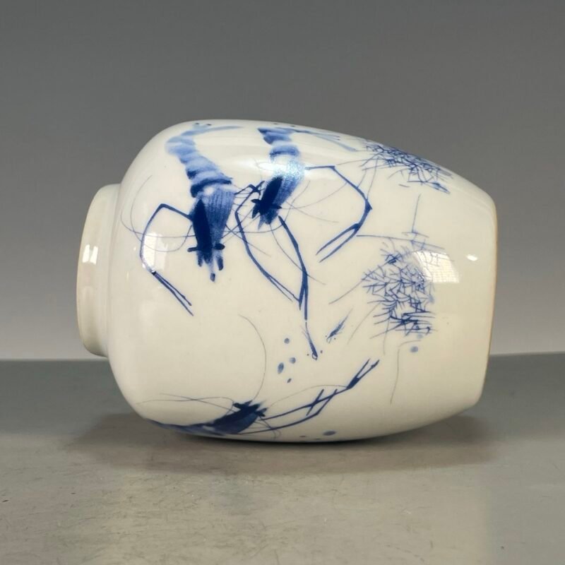 Hand Painted Blue & White Ceramic Ginger Jar with Lid, Small Chinoiserie Vase for Home Decor (9)